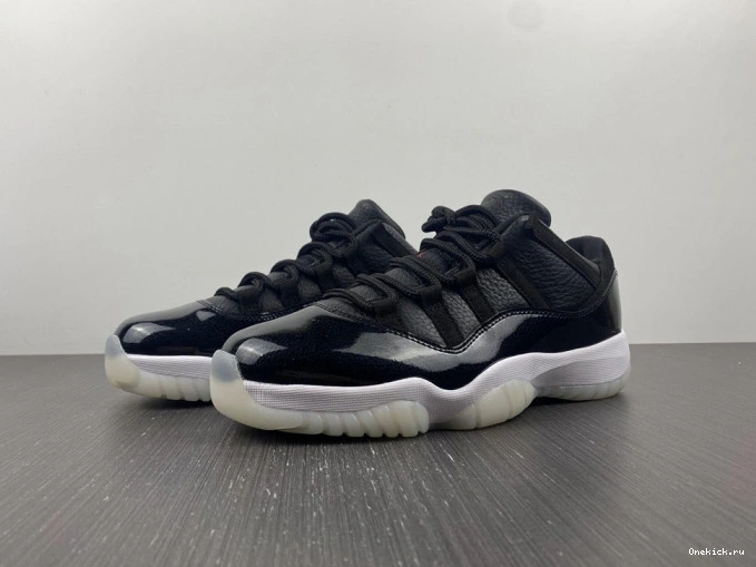 One Kick Jordan Low AV2187-001 Retro Air 72-10 11 0723